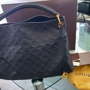 Louis Vuitton Empreinte Artsy MM